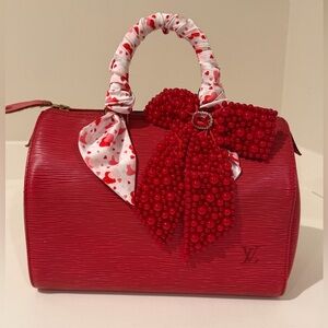 ❤️ Louis Vuitton Red Epi Leather Speedy 25 handbag. Perfect for Valentine’s 💌